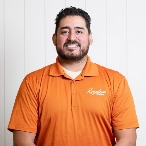 Kingdom Plumbing technician